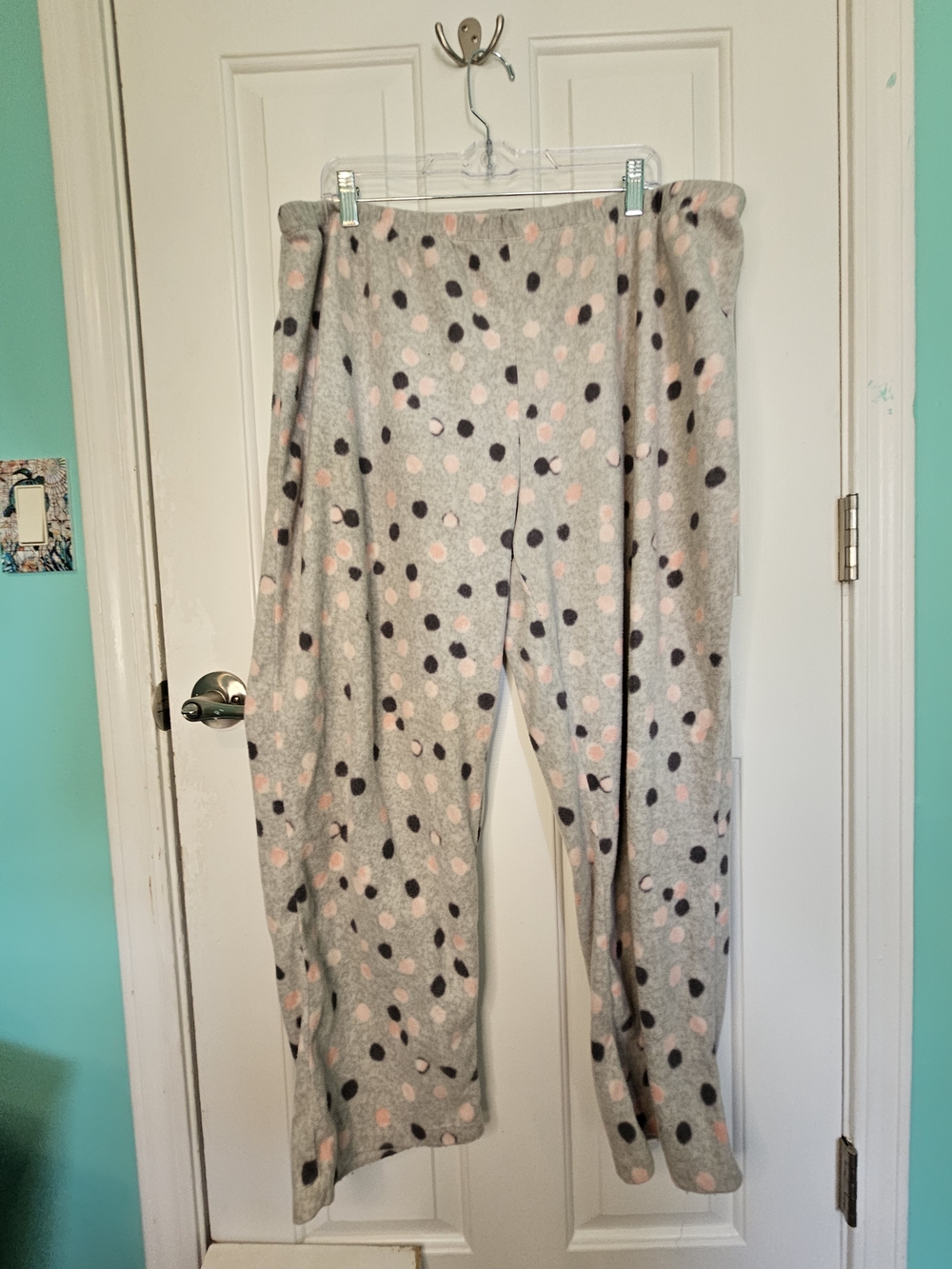 Secret Treasures Cozy Gray Polka Dot Fleece Pajama Pants Women's Sz XXL (18-20)